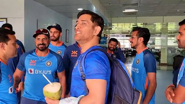  தோனி தந்த சர்ஃப்ரைஸ் 