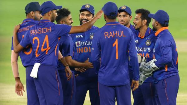 பிளேயிங் லெவன் 