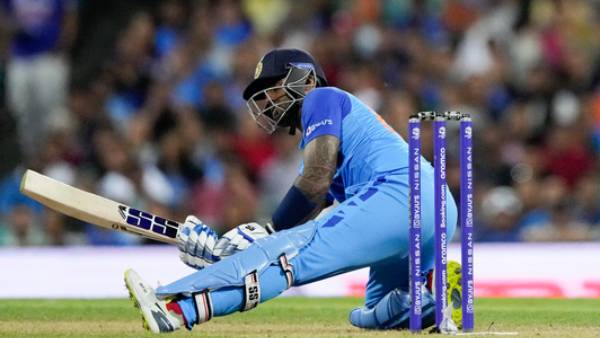 நடுவரிசை 