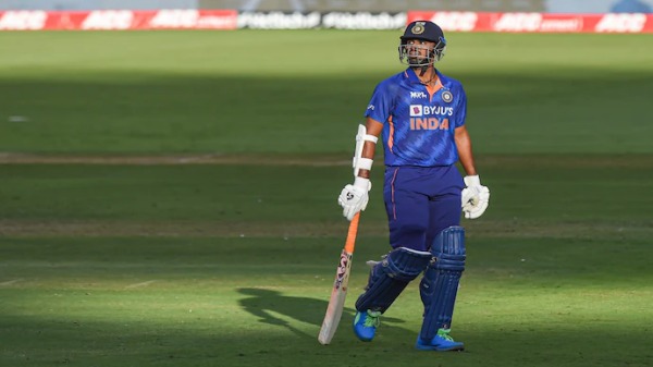  தனியொருவரின் போராட்டம் 