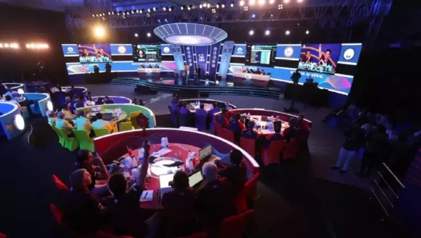 பயிற்சியாளர்கள் யார்?