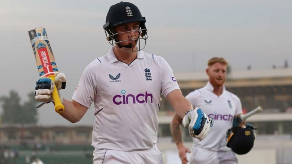 ஹாரி புரூக் துவம்சம் 