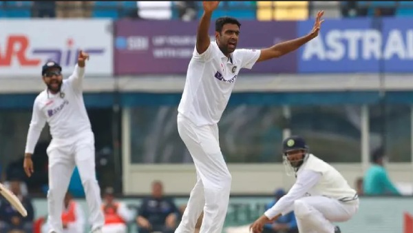 அஸ்வின் அசத்தல் 