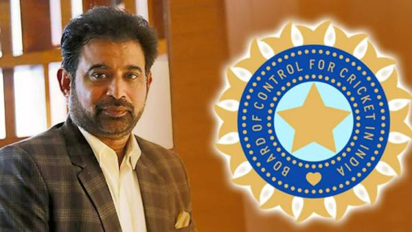 சந்தேகிக்கும் ரசிகர்கள் 