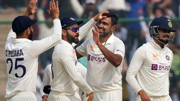 அஸ்வின் அட்டகாசம் 