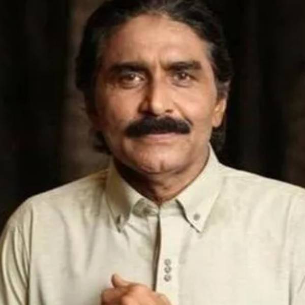 ஜாவெட் விளாசல் 