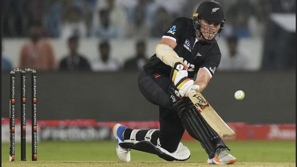 மாற்று வீரர் யார் 