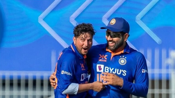 குல்தீப் கலக்கல் 