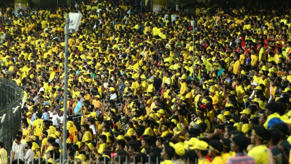 ரசிகர்கள் புகார் 