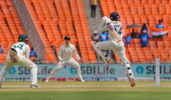 அபார தொடக்கம் 