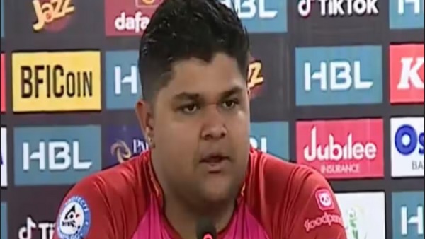 யார் அசாம் கான்? 