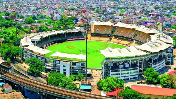  புதிய மைதானம் 