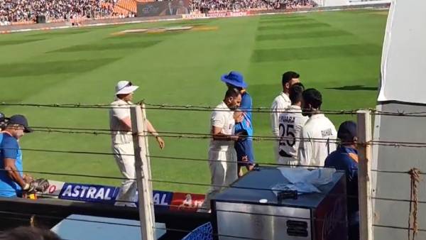  வீரர்கள் ஆதரவு 