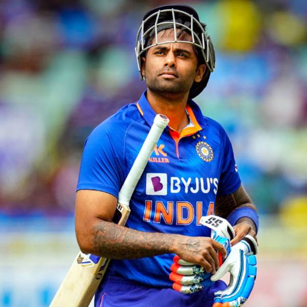 ஊக்கமளிக்க வேண்டும் 