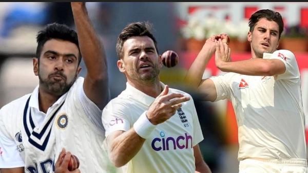 2 வீரர்கள்