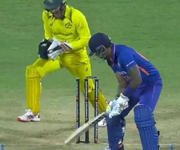 3 முறை டக் அவுட்