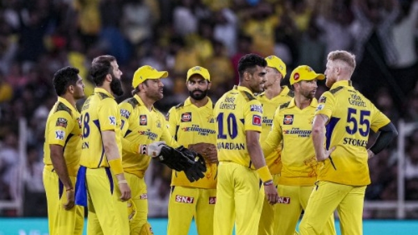 IPL - MS Dhoni batting record in chennai chepauk for csk 