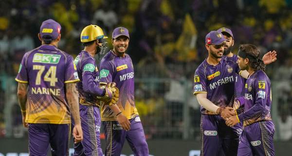 Kolkata Fans are trying to give me a farewell says CSK Captain MS Dhoni at Eden Gardens Stadium 