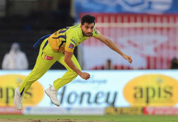 IPL - Ravi shastri slam Injury Prone csk star deepak chahar 