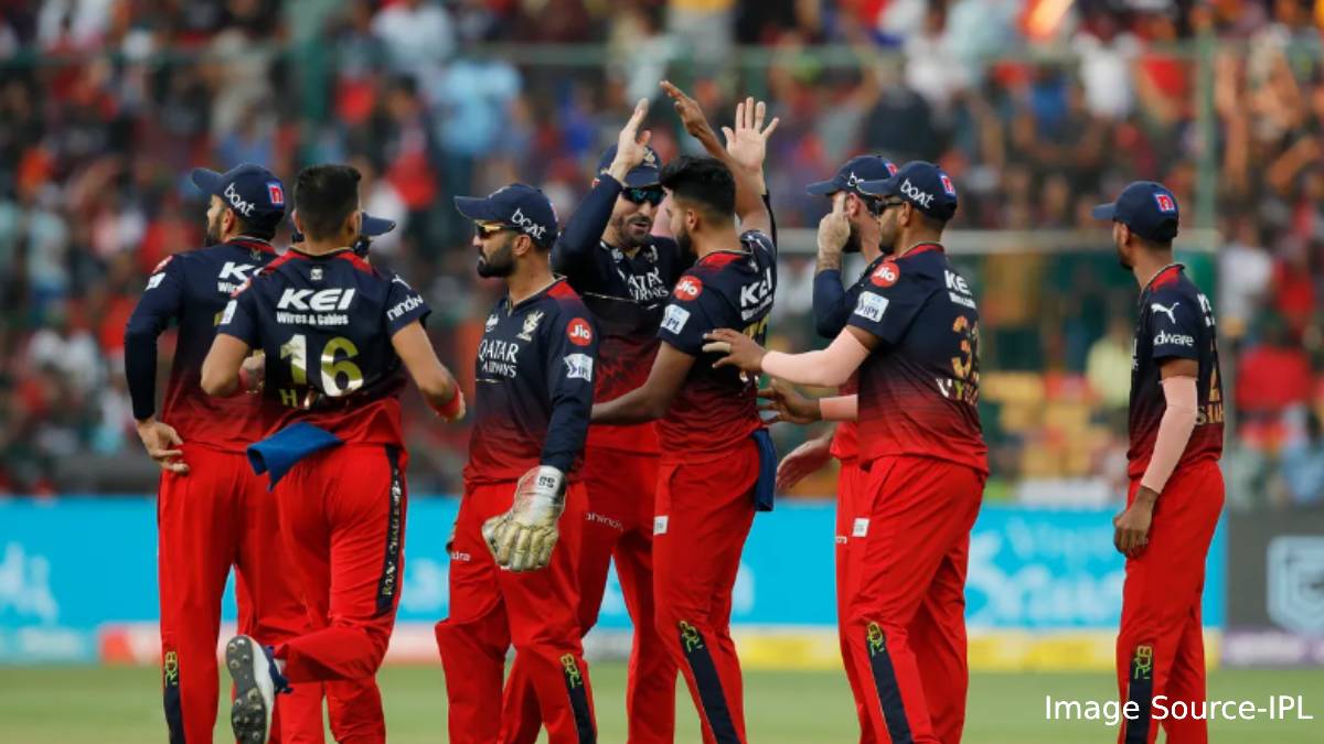 IPL 2023: RCB back on track after Delhi top order batsmens got out before the Powerplay 