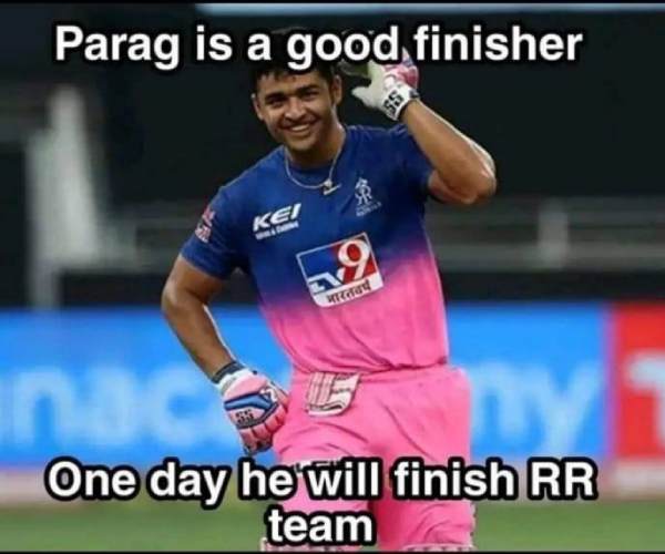 Fans Bashing KL Rahul and riyan parag with no mercy by creating memes