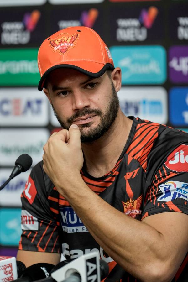 Fans shocked after SRH captain Aiden Markam said he doesnt know about umran malik 