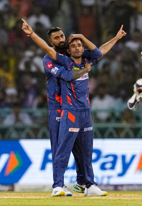 MI wasted the golden chance to win the maiden game vs lsg 