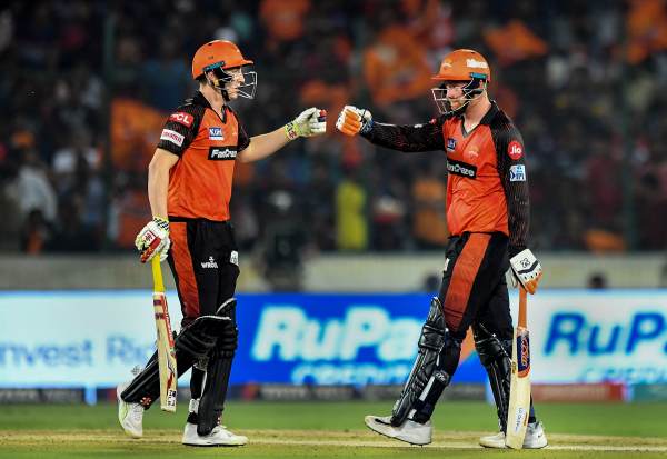 virat kohli historic century helps rcb beat srh by 8 wickets 