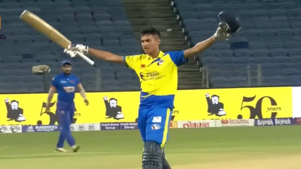 MPL 2023 - 18 Year old Arshin Kulkarni hits 54 balls 117 runs and picks 4 wickets