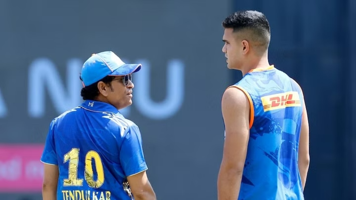 I went up to the dressing room when Arjun started bowling his first over says Sachin Tendulkar in Mumbai I went up to the dressing room when Arjun started bowling his first over says Sachin Tendulkar in Mumbai