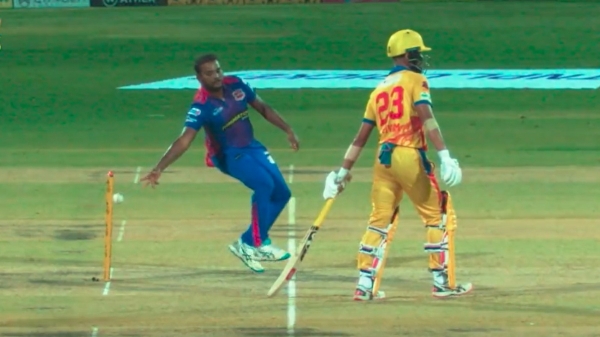 TNPL 2023: Tiruppur bowler Karuppusamy has failed to run out Shivam Singh at the non-striker end video is trending in Social Media 