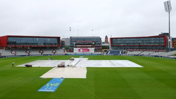 Australia retains the Ashes after the 4th Test Ends in a Draw in Manchester 
