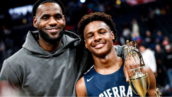 Lebron James son Bronny james collapsed on court due to cardiac arrest 