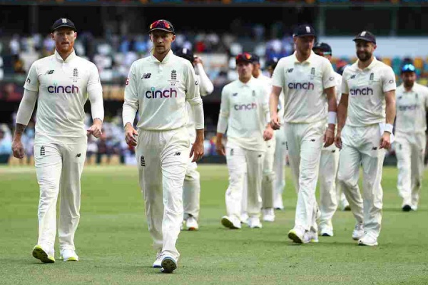 Johnny Baristow missed the century by 1 run vs Australia 4th ashes test 
