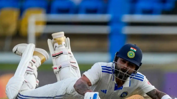 Virat Kohli becomes the first player to hundred on 500th Match in Cricket history 