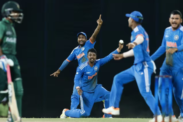 Asia cup Emerging Players - India a beat ban a and qualified for final 