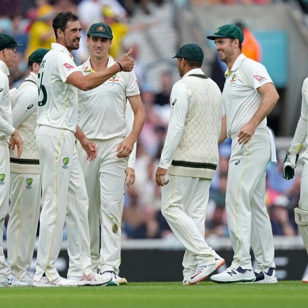 England all out 283 runs in the first innings of Ashes 5th Test against Australia at Oval 