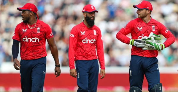 All rounding Performance from England dismantle New zealand in first t20 