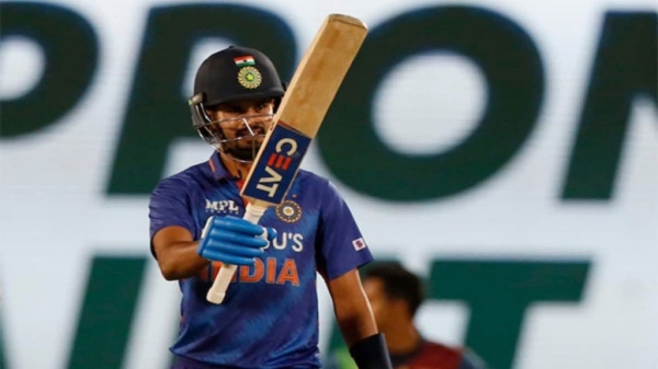 Shreyas iyer blast 199 runs in practice game clears india middle order dilemma 