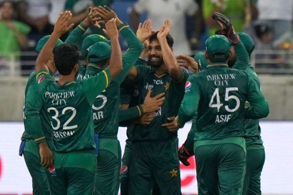 Big Bonus for Pakistan cricketers salary but still lower than indian cricketers 