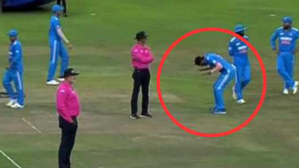 Asia cup 2023 : Hardik Pandya make fun of Umpire after his false alarm towards rain