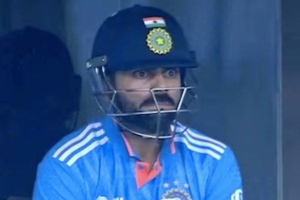 India Pakistan Match: Virat Kohli face reaction of Shaheen Afridi bowling is trending in Social Media 