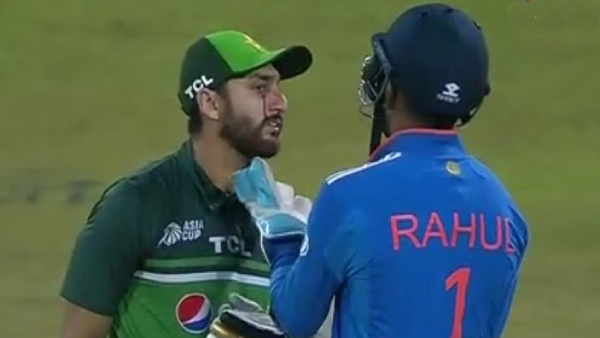 India Pakistan Match: Pakistan Player Agha Salman starts bleeding after getting a top edge into his face against Jadeja
