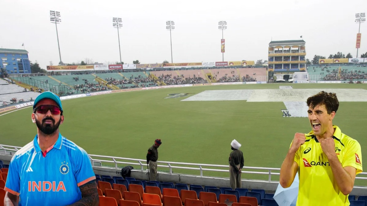 India won the toss and Chose to bowl against Australia in first ODI at Mohali India won the toss and Chose to bowl against Australia in first ODI at Mohali