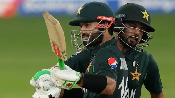 New zealand chases down 346 runs in 44 over itself vs pakistan in warm up game 