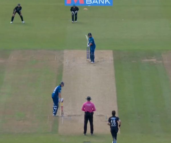 ENG vs NZ : Mitchell Santner took a catch 