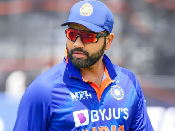 What is the Reason for Shreyas Iyer not selected in the Indian playing XI against Bangladesh in Asia Cup 2023 