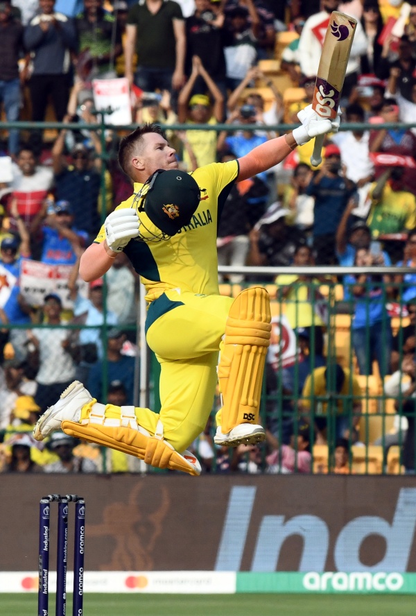 Australia set 368 runs as target for Pakistan in icc world cup