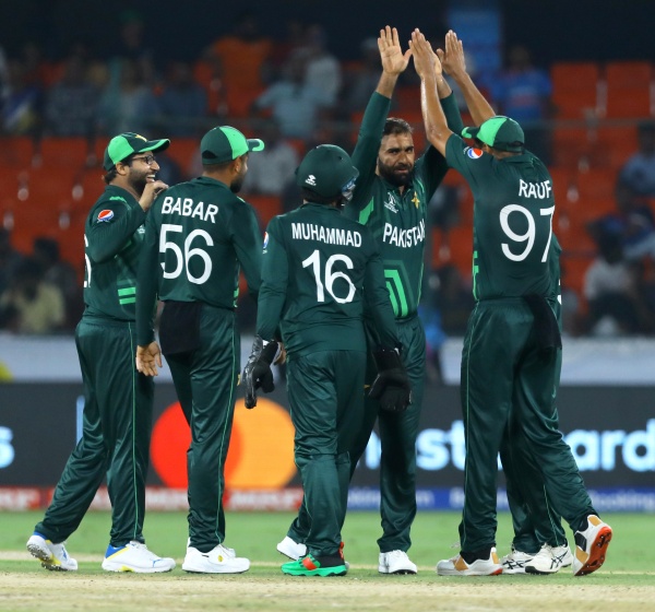 Five Ball over bowled by Netherlands bowler Van Meekeeren against Pakistan due to the Umpiring Error 