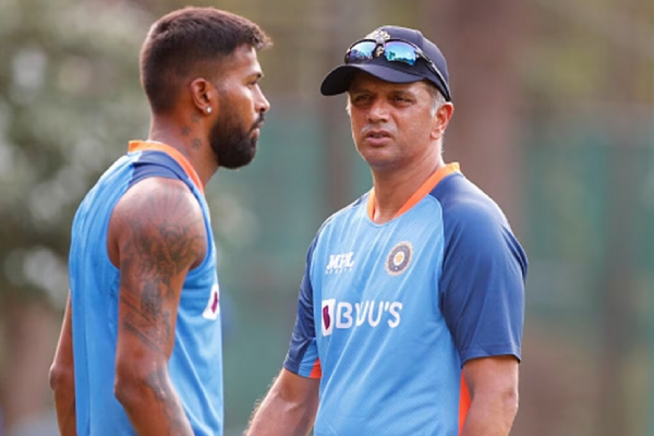 IND vs AUS : Hardik Pandya sent back from Practice by Rahul Dravid and Rohit Sharma 